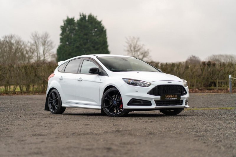 FORD FOCUS 2.0 TDCi ST-3 Euro 6 (s/s) 5dr